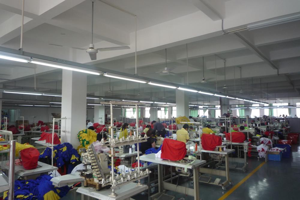 4 needle 6 thread machine4针6线机台_副本.jpg 4 needle 6 thread machine4针6线机台_副本.jpg